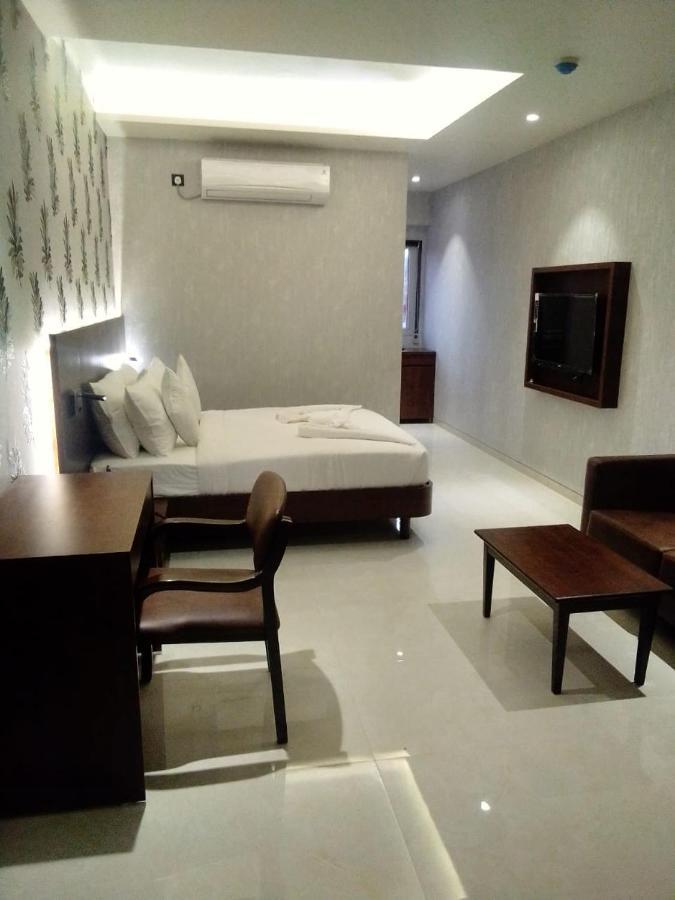 Hotel Madhuban سيلفاسا المظهر الخارجي الصورة