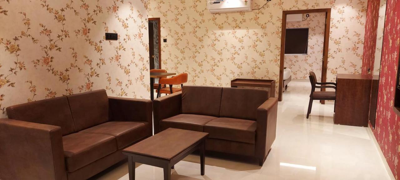 Hotel Madhuban سيلفاسا المظهر الخارجي الصورة