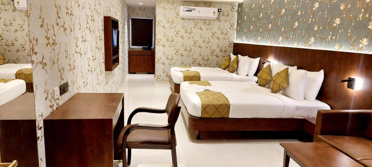 Hotel Madhuban سيلفاسا المظهر الخارجي الصورة