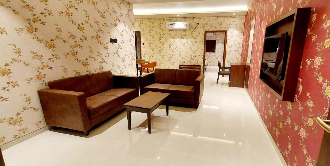 Hotel Madhuban سيلفاسا المظهر الخارجي الصورة