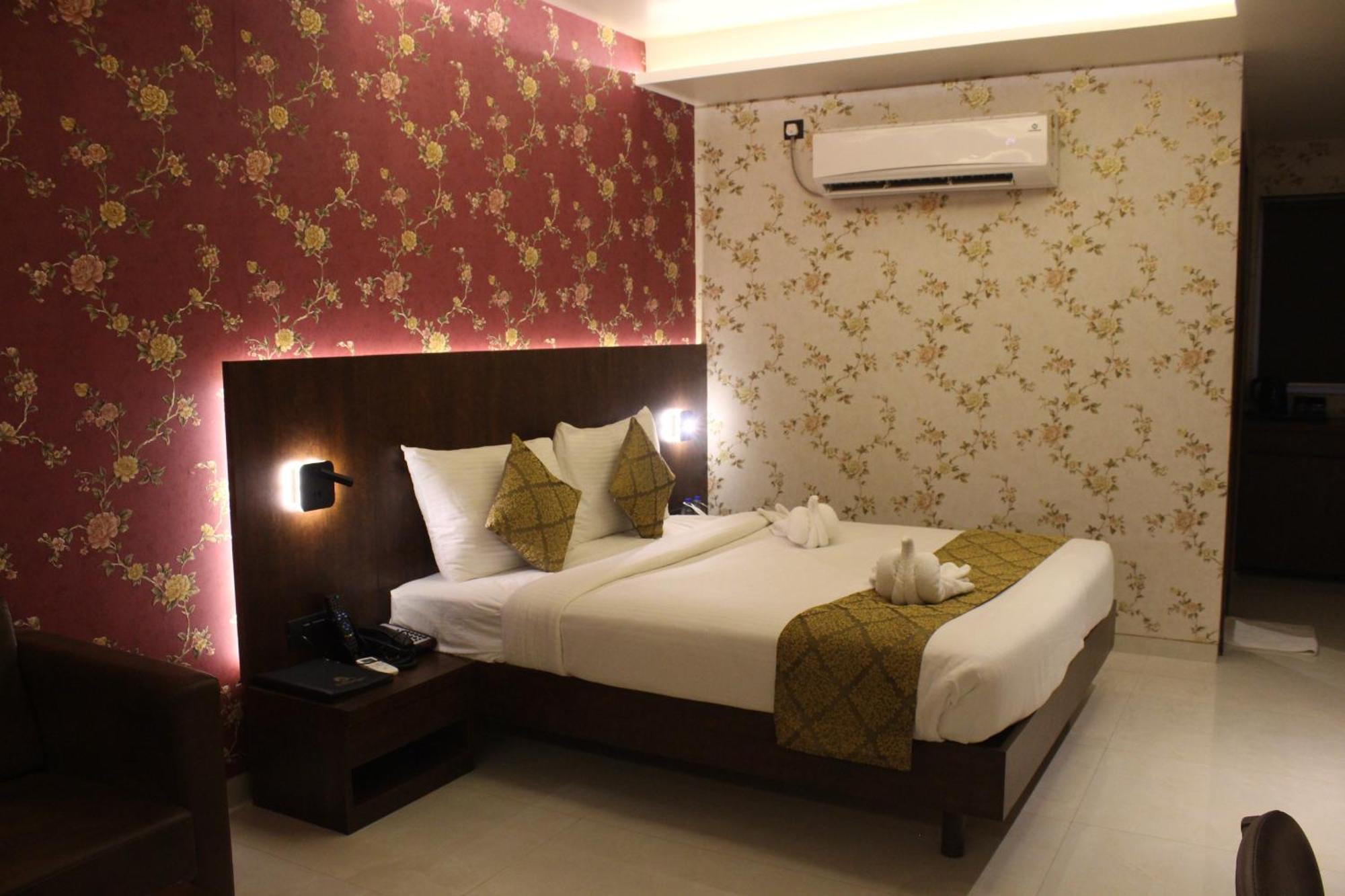 Hotel Madhuban سيلفاسا المظهر الخارجي الصورة
